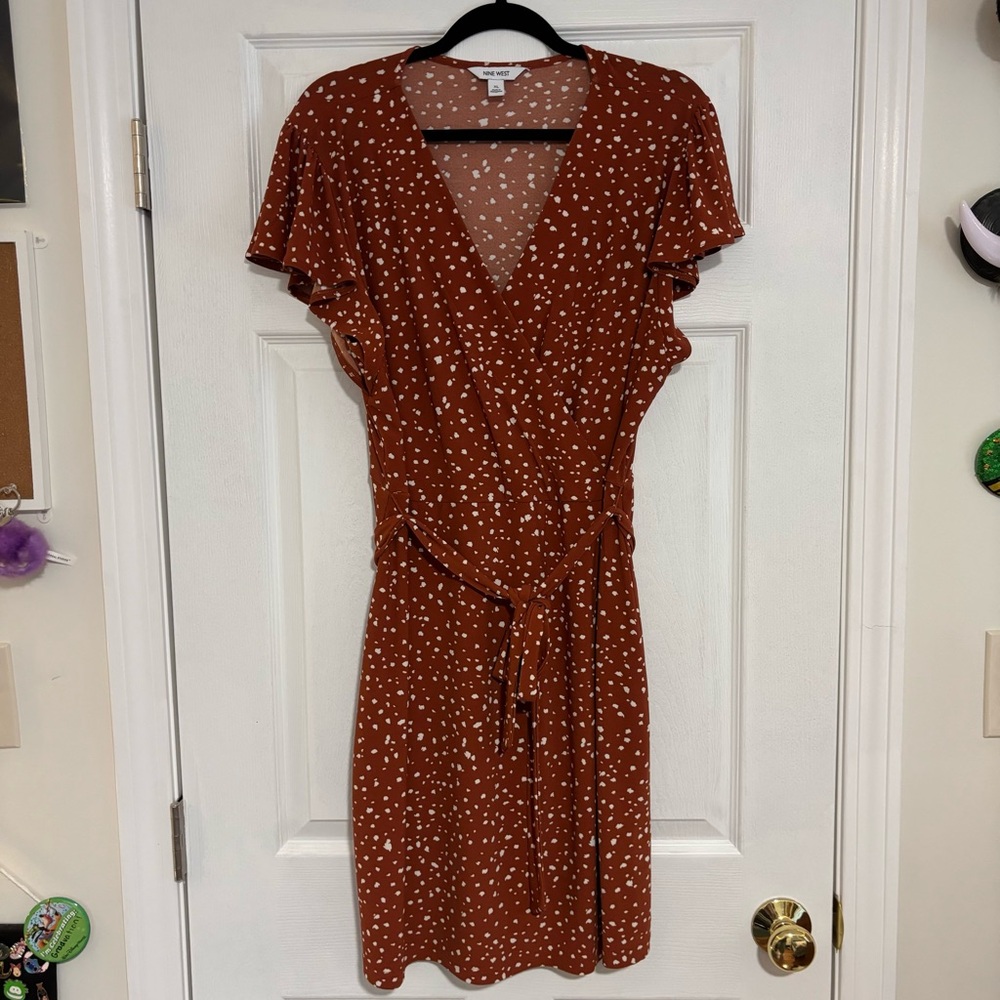 Nine West White and Orange Wrap Midi Dress V-Neck Flutter Sleeves